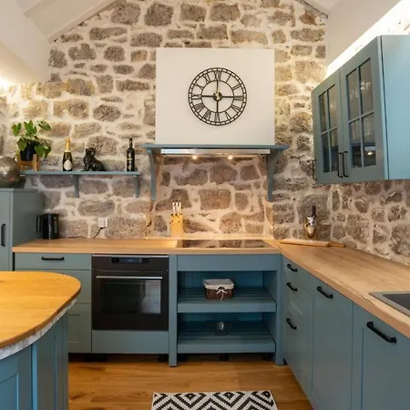 House Of Good Memories * 오레비츠