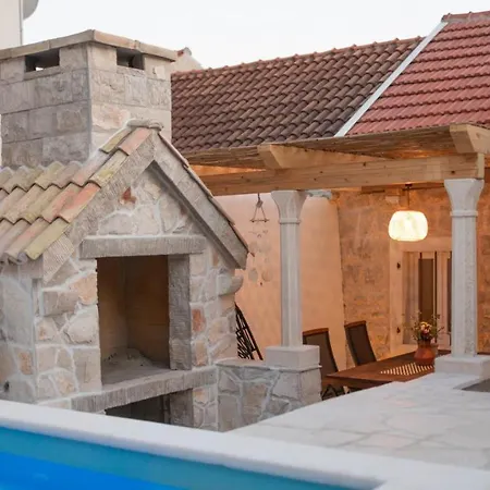 House Of Good Memories Villa